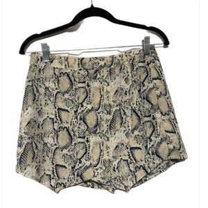 Wild Honey Snake Print Skort- Medium